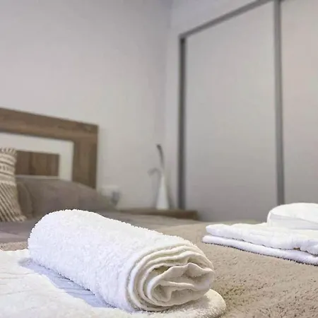 Candle Sáenz Díez Apartamento *